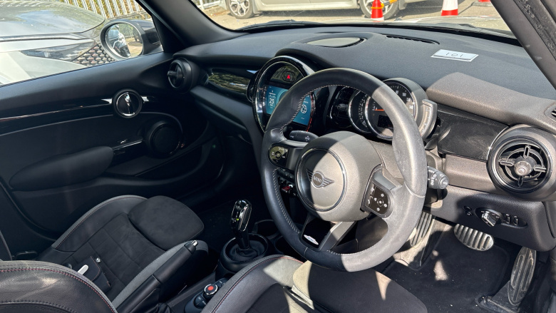 MINI Hatchback 1.5 Cooper Sport 5dr Auto Petrol Hatchback